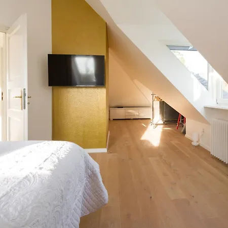 Privat bolig Gl 7 *